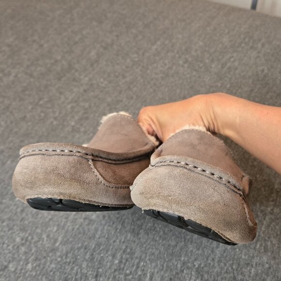UGG ASCOT WIDE GRAY T SUEDE SHEEPSKIN MOCCASIN SLIPPERS MENS US 7